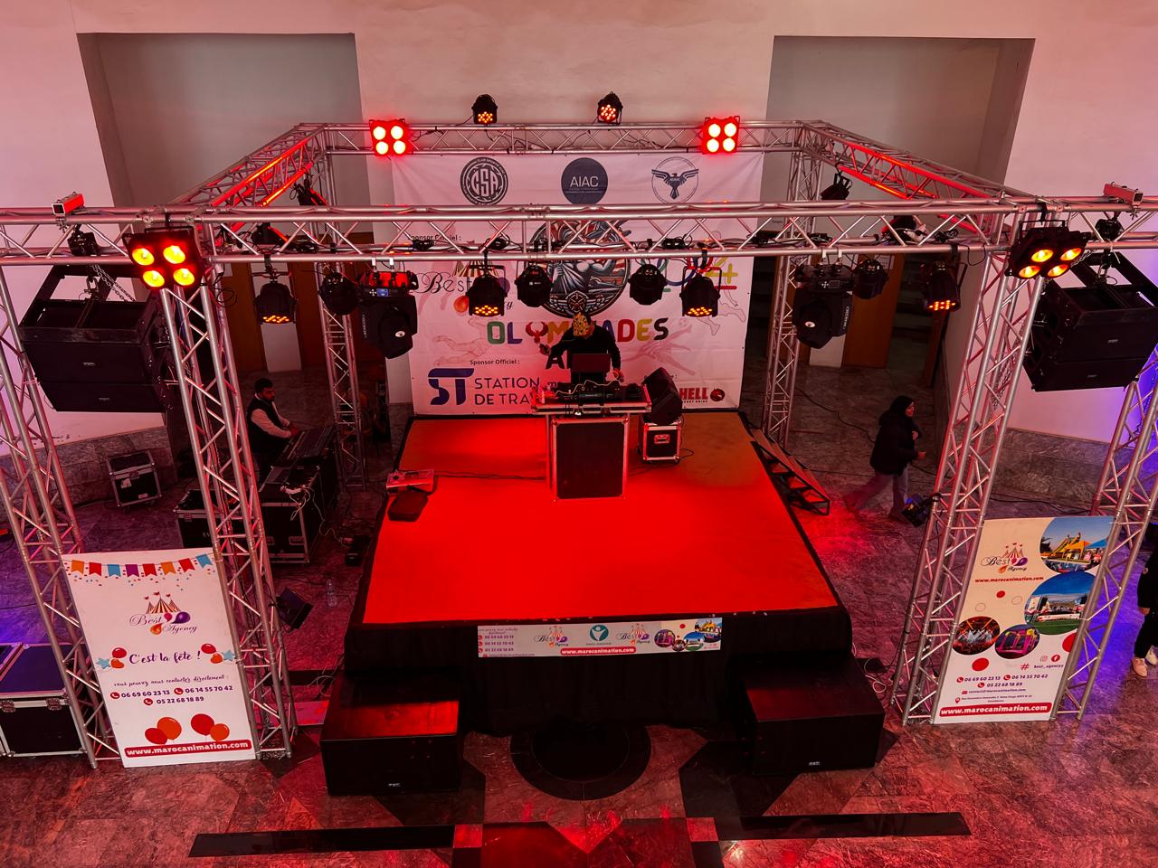 location scène Rabat; location structure événementielle; scène et structure mariage; scène et podium à louer; location scène pour concert ;location structure aluminium; location scène pour événement; podium événementiel Casablanca; scène professionnelle Maroc